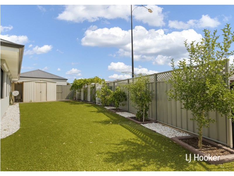 91 Portobello Parade, Wellard WA 6170