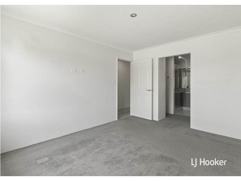 91 Portobello Parade, Wellard WA 6170