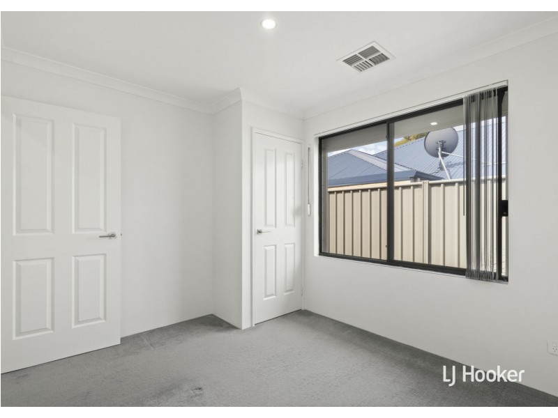 91 Portobello Parade, Wellard WA 6170