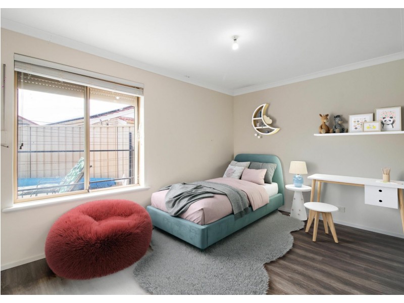 2 Batavia Court, Port Kennedy WA 6172