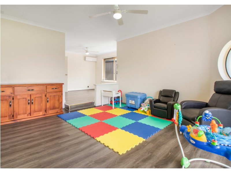 2 Batavia Court, Port Kennedy WA 6172