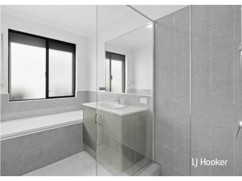 91 Portobello Parade, Wellard WA 6170