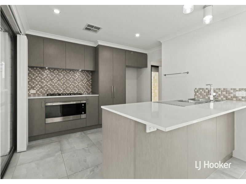 91 Portobello Parade, Wellard WA 6170