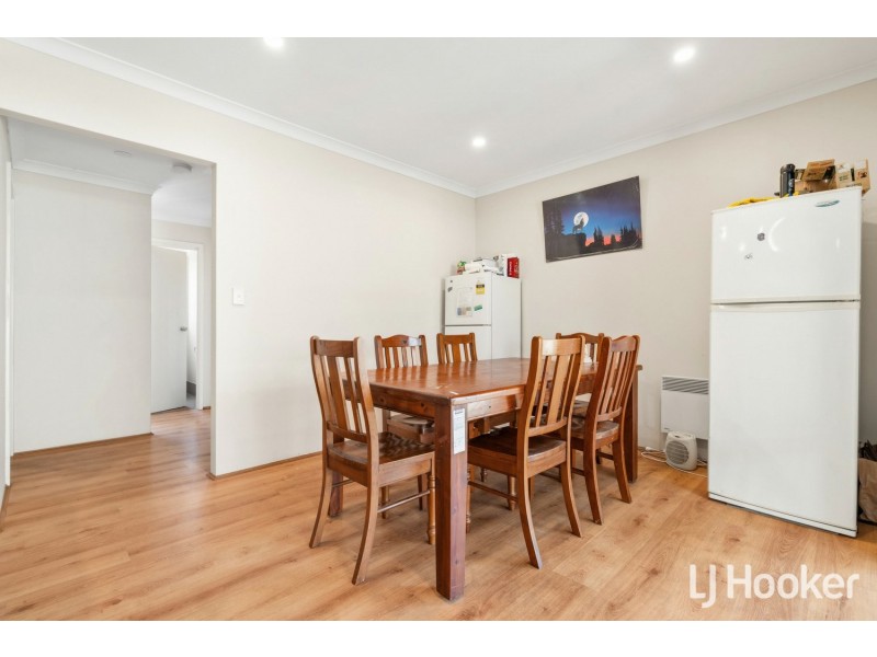 24 Clarinda Avenue, Orelia WA 6167
