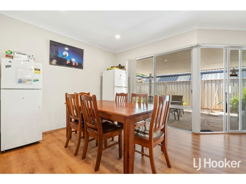 24 Clarinda Avenue, Orelia WA 6167