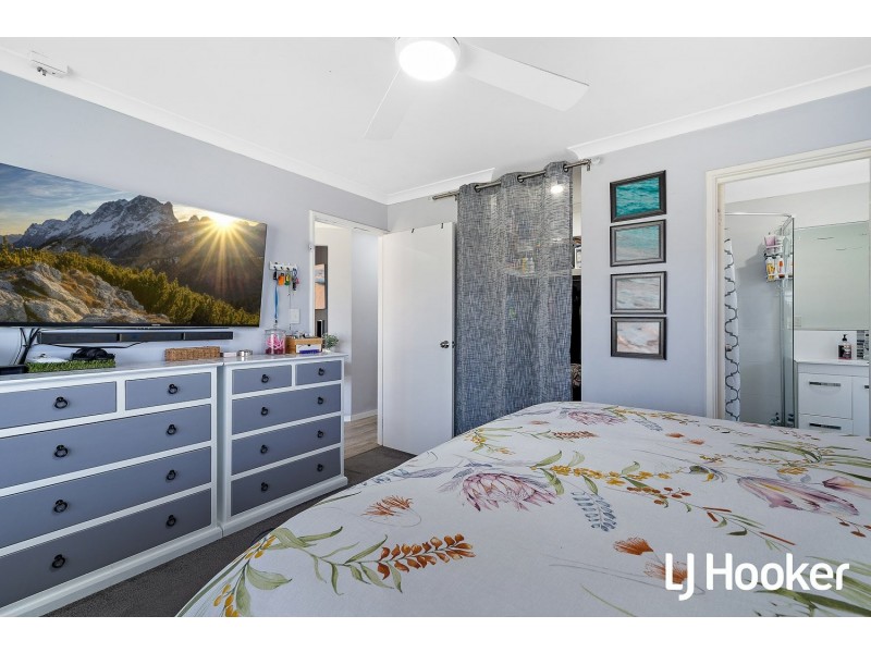 72 Endeavour Drive, Port Kennedy WA 6172