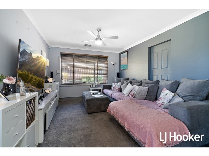 72 Endeavour Drive, Port Kennedy WA 6172