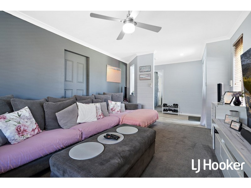 72 Endeavour Drive, Port Kennedy WA 6172