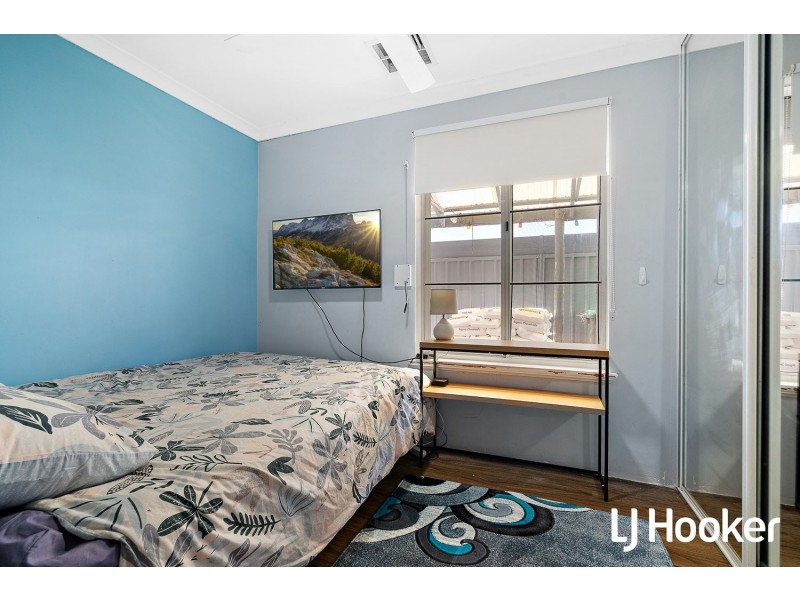 72 Endeavour Drive, Port Kennedy WA 6172