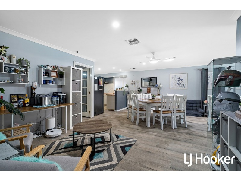 72 Endeavour Drive, Port Kennedy WA 6172