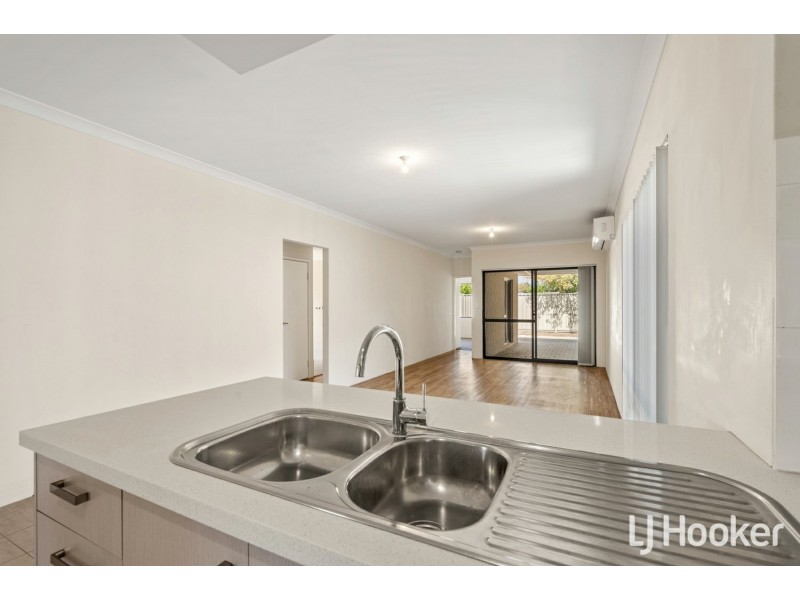 6B Amanda Drive, Camillo WA 6111