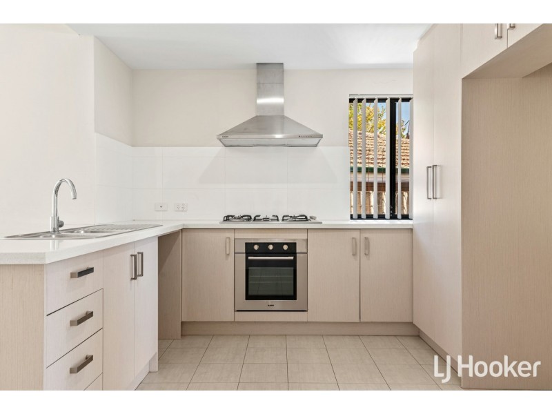 6B Amanda Drive, Camillo WA 6111