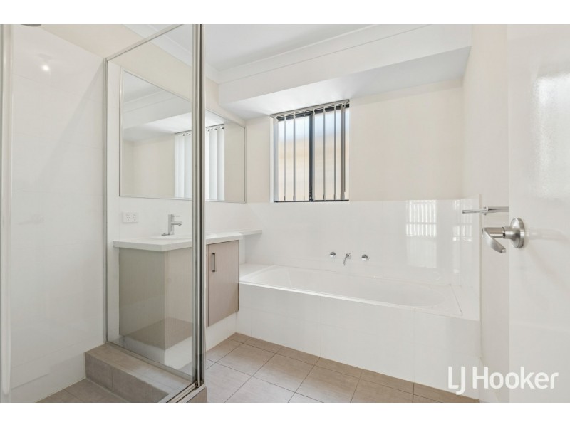 6B Amanda Drive, Camillo WA 6111