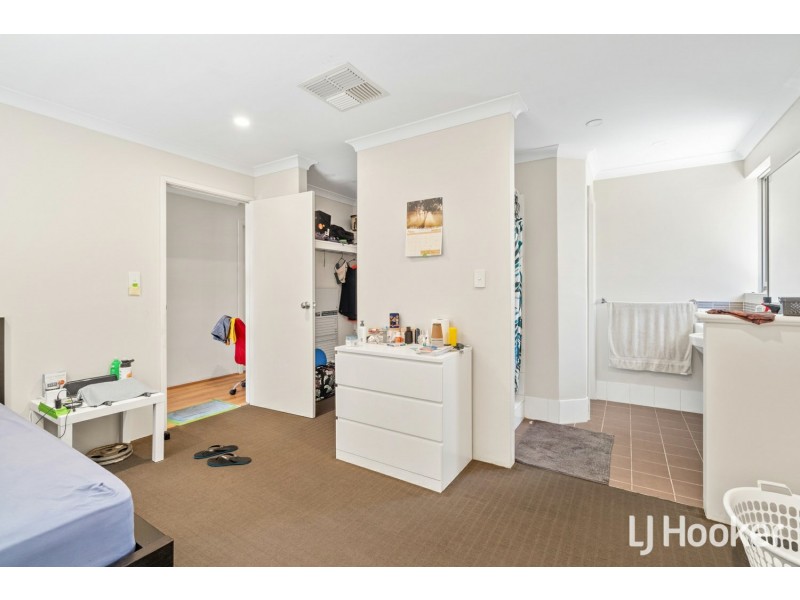 24 Clarinda Avenue, Orelia WA 6167
