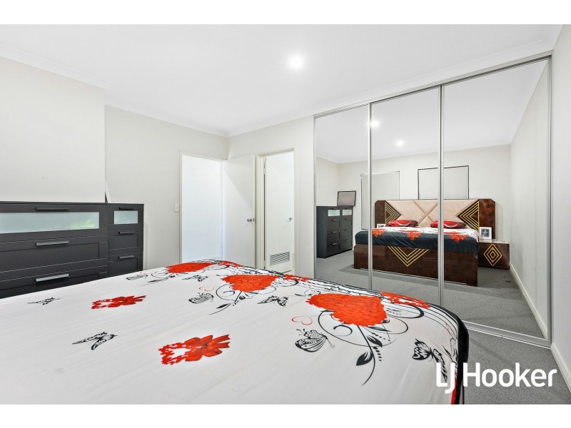 5 Vozhe Street, Hammond Park WA 6164