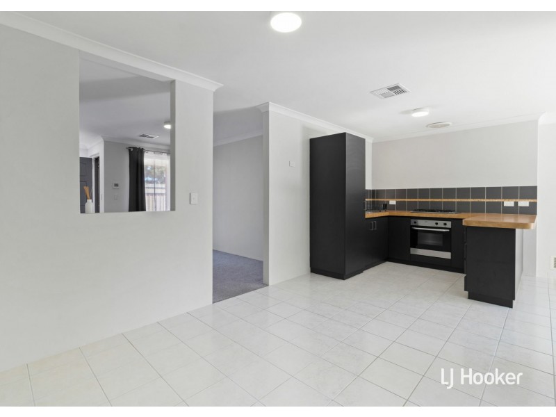 4/53 Moreton Crescent, Warnbro WA 6169