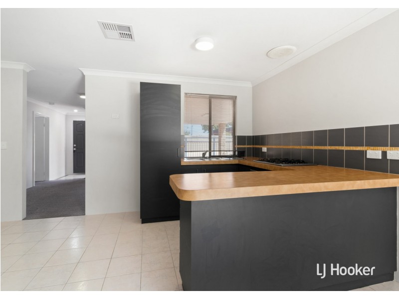 4/53 Moreton Crescent, Warnbro WA 6169
