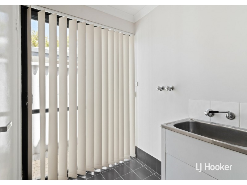 4/53 Moreton Crescent, Warnbro WA 6169