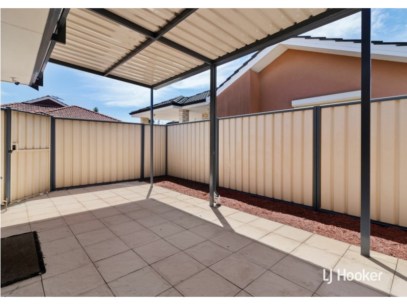 4/53 Moreton Crescent, Warnbro WA 6169