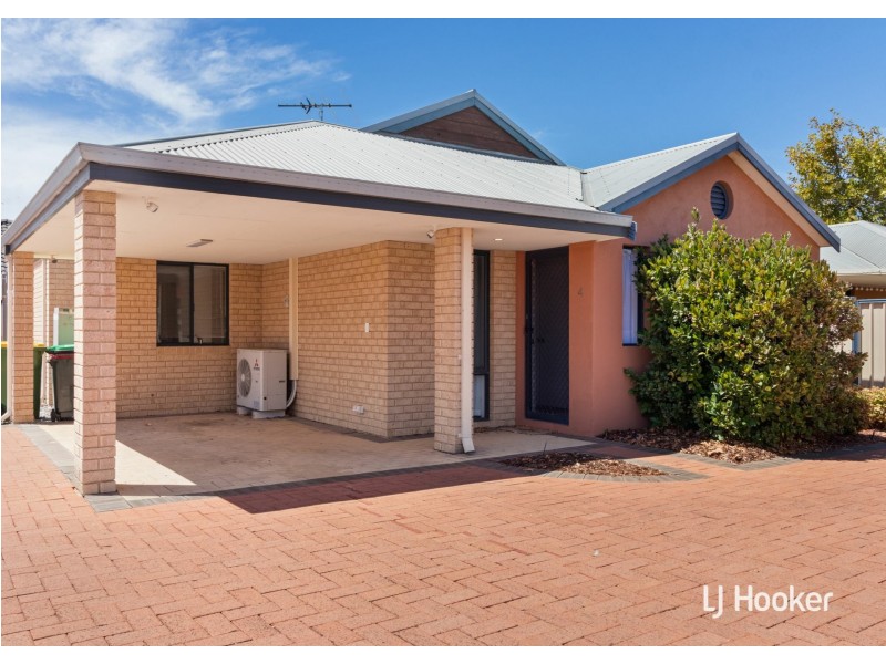 4/53 Moreton Crescent, Warnbro WA 6169