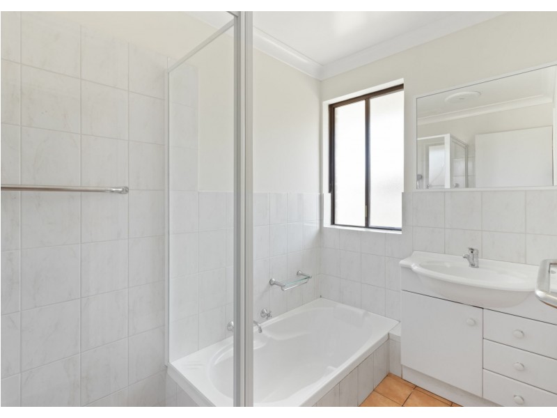 32 Haselmere Circus, Rockingham WA 6168