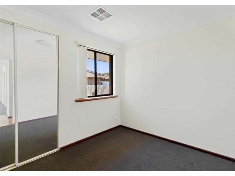 32 Haselmere Circus, Rockingham WA 6168