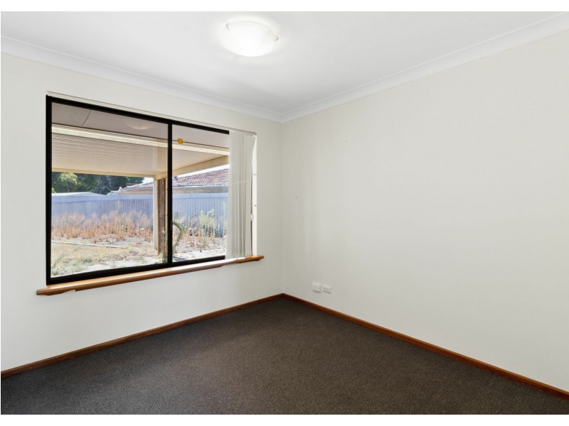 32 Haselmere Circus, Rockingham WA 6168