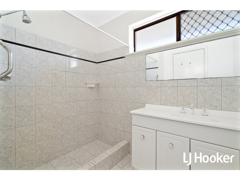 5A Waikiki Road, Safety Bay WA 6169