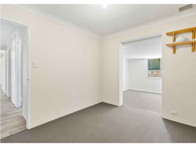12 Woodley Way, Parmelia WA 6167