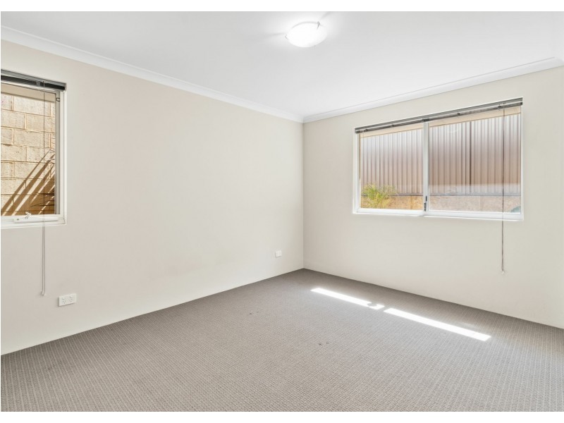 7 Gaffin Way, Kwinana Town Centre WA 6167