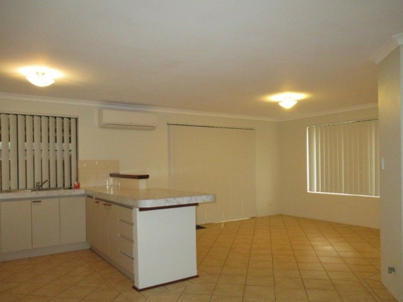 48 Sarah Ann Crescent, Warnbro WA 6169