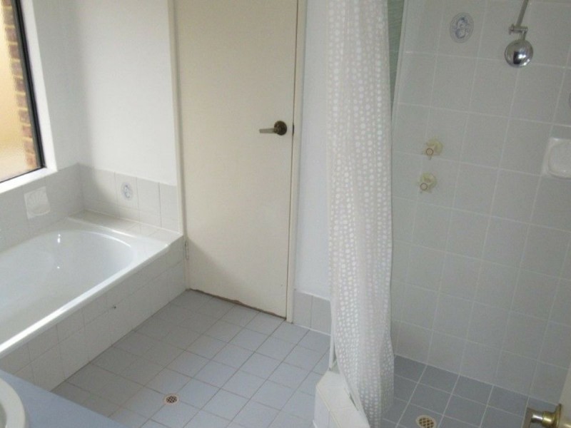 48 Sarah Ann Crescent, Warnbro WA 6169