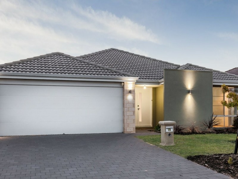 19 Quartz Avenue, Wellard WA 6170