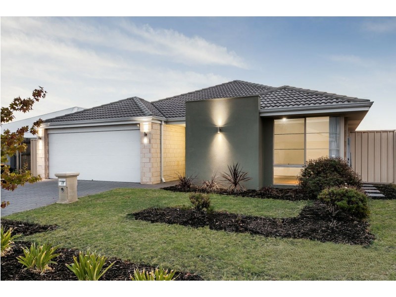 19 Quartz Avenue, Wellard WA 6170