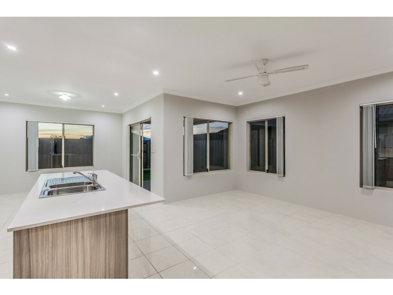 19 Quartz Avenue, Wellard WA 6170