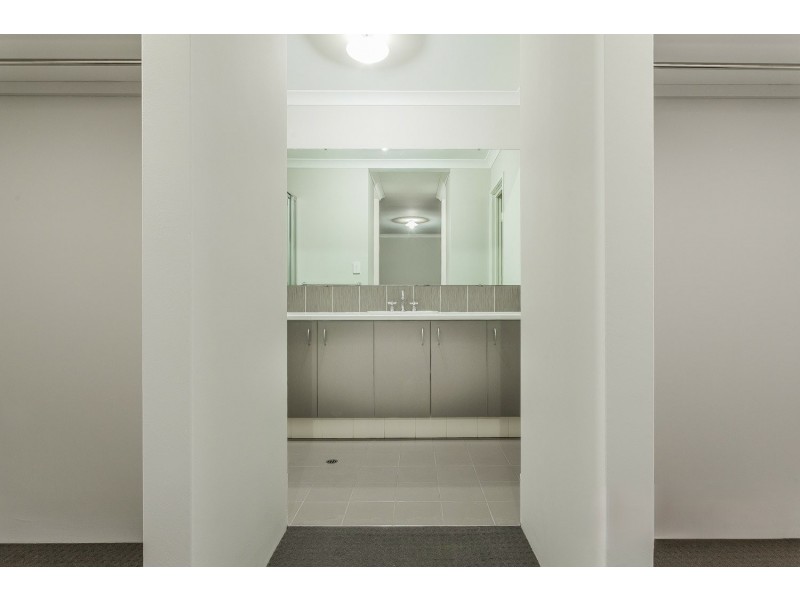 19 Quartz Avenue, Wellard WA 6170