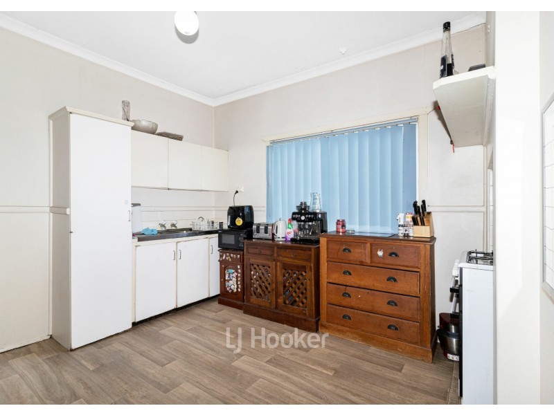 29 Moore Street, Collie WA 6225