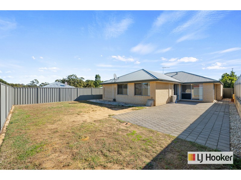 7 Highbridge Way, Leda WA 6170