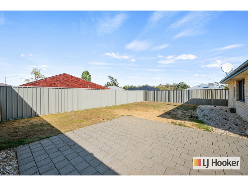 7 Highbridge Way, Leda WA 6170