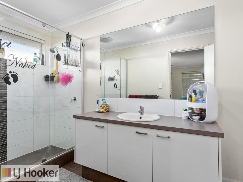28 Solstice Bend, Wellard WA 6170