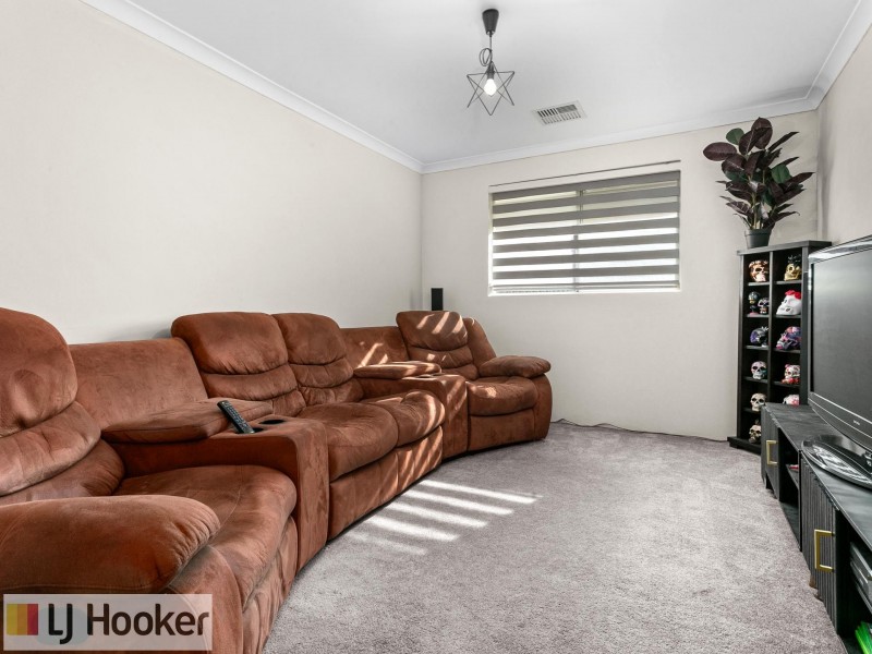 28 Solstice Bend, Wellard WA 6170