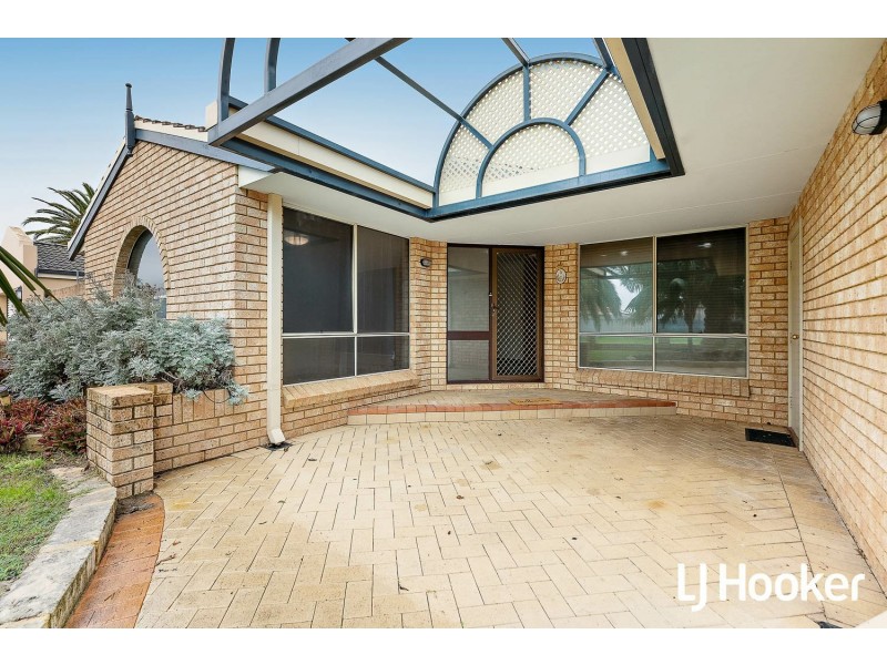 3 Mirror Cove, Waikiki WA 6169