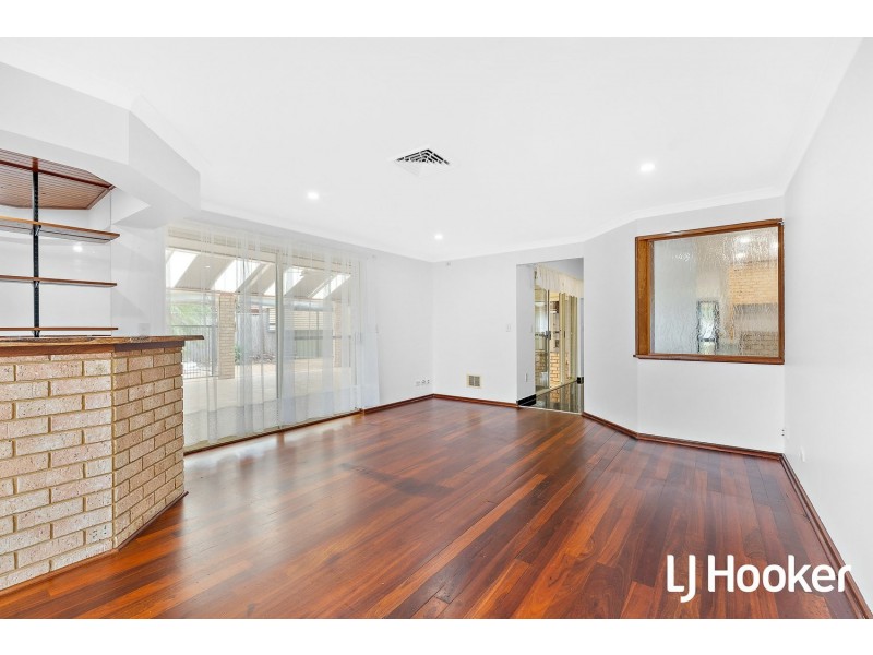3 Mirror Cove, Waikiki WA 6169
