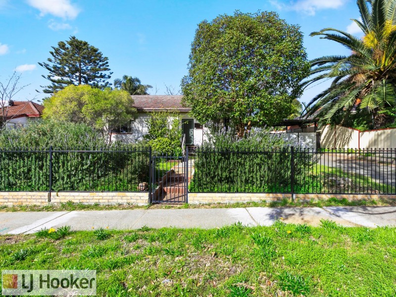 42 Summerton Road, Calista WA 6167