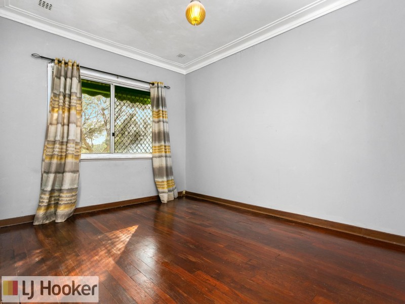 42 Summerton Road, Calista WA 6167