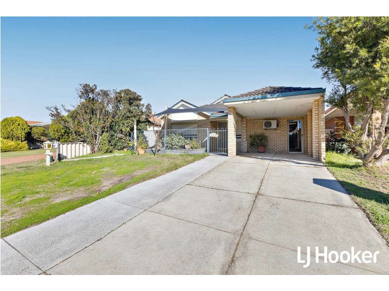 15 Mornington Boulevard, Waikiki WA 6169