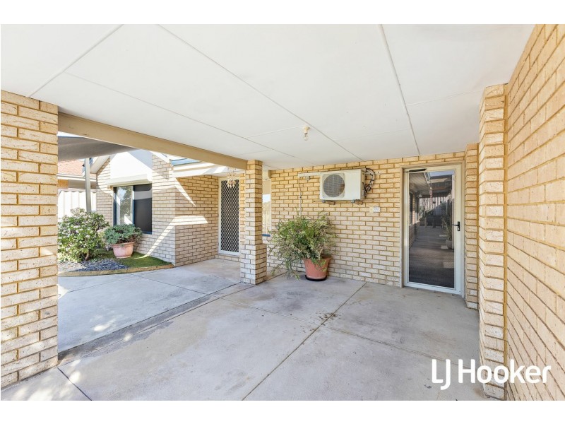 15 Mornington Boulevard, Waikiki WA 6169