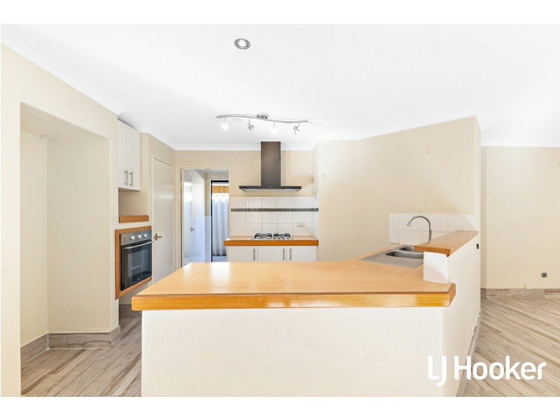 15 Mornington Boulevard, Waikiki WA 6169