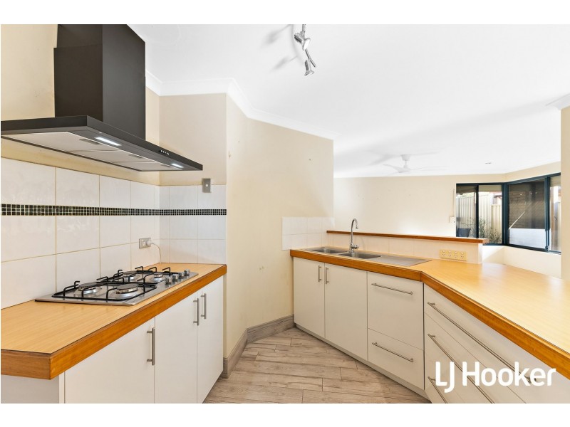 15 Mornington Boulevard, Waikiki WA 6169