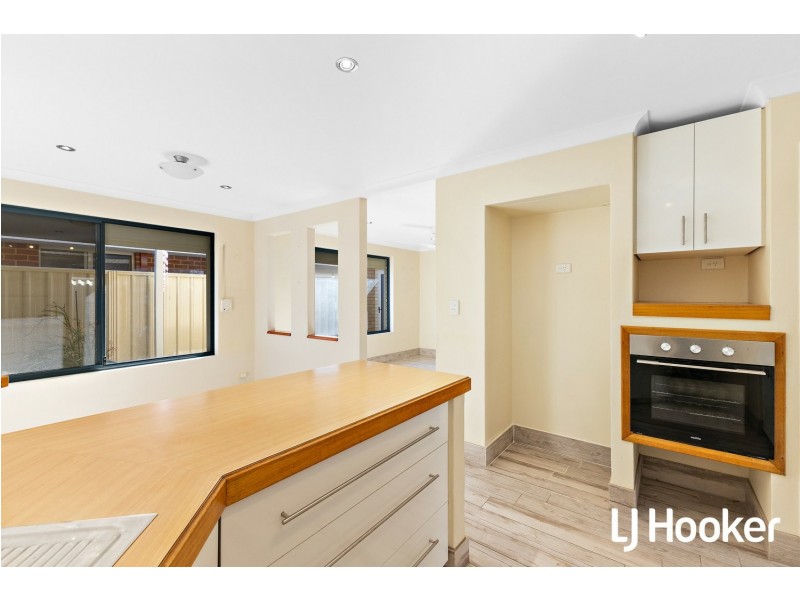 15 Mornington Boulevard, Waikiki WA 6169